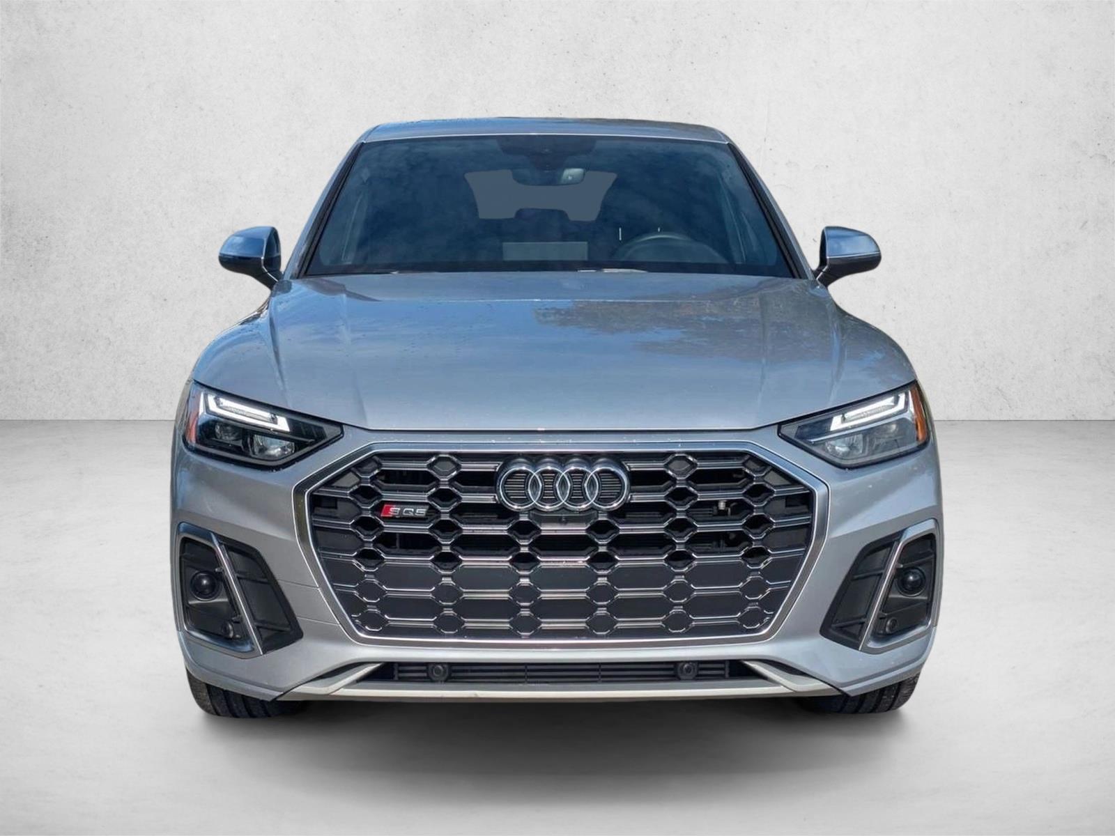 2022 Audi SQ5 Premium Plus photo 2