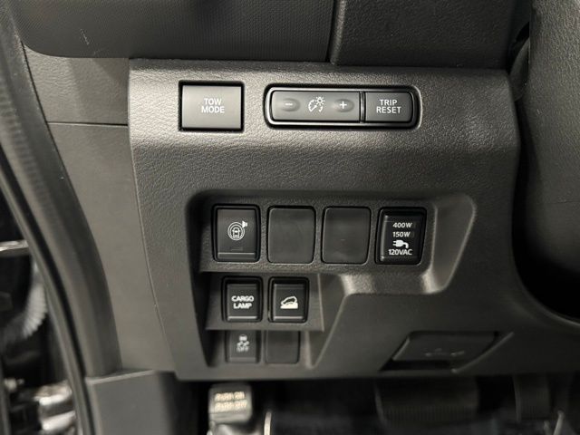 2024 Nissan Frontier SV photo 10