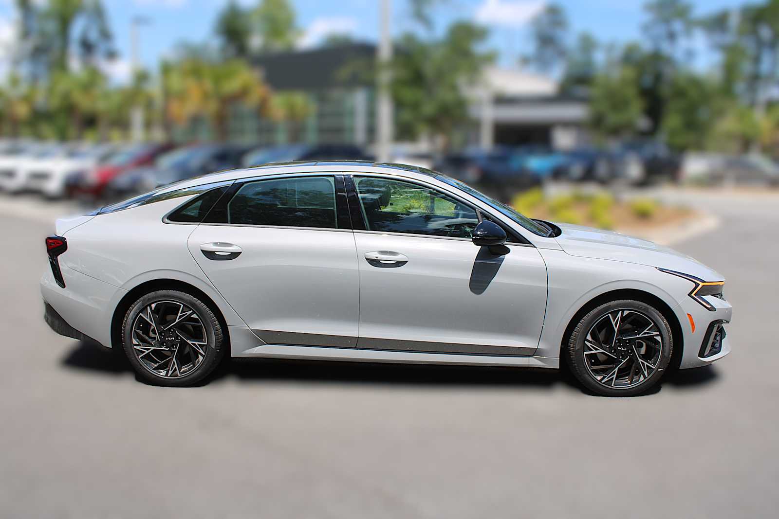 2025 Kia K5 GT-Line photo 12