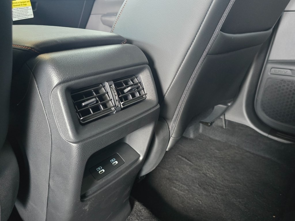 2025 Honda CR-V Hybrid Sport Touring photo 17