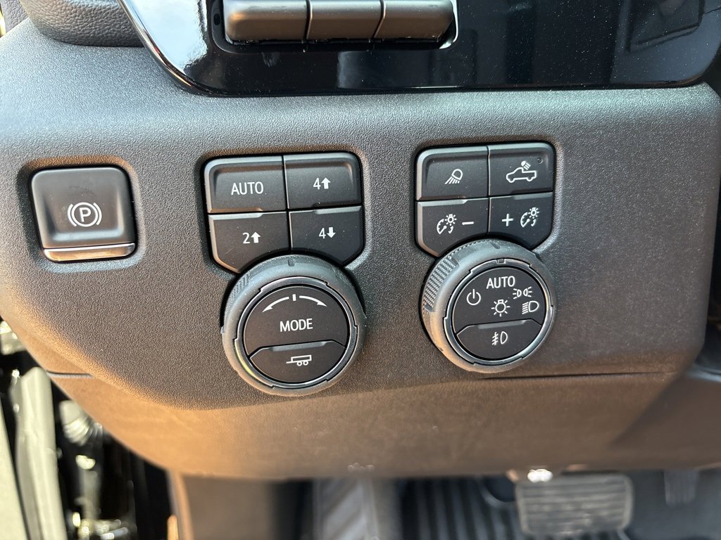 2025 Chevrolet Silverado 1500 LTZ photo 20