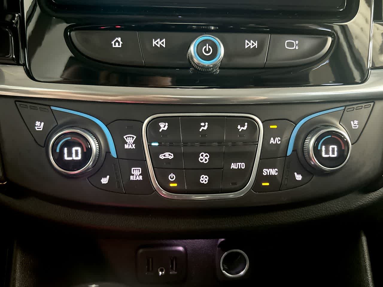 2019 Chevrolet Traverse Premier photo 19