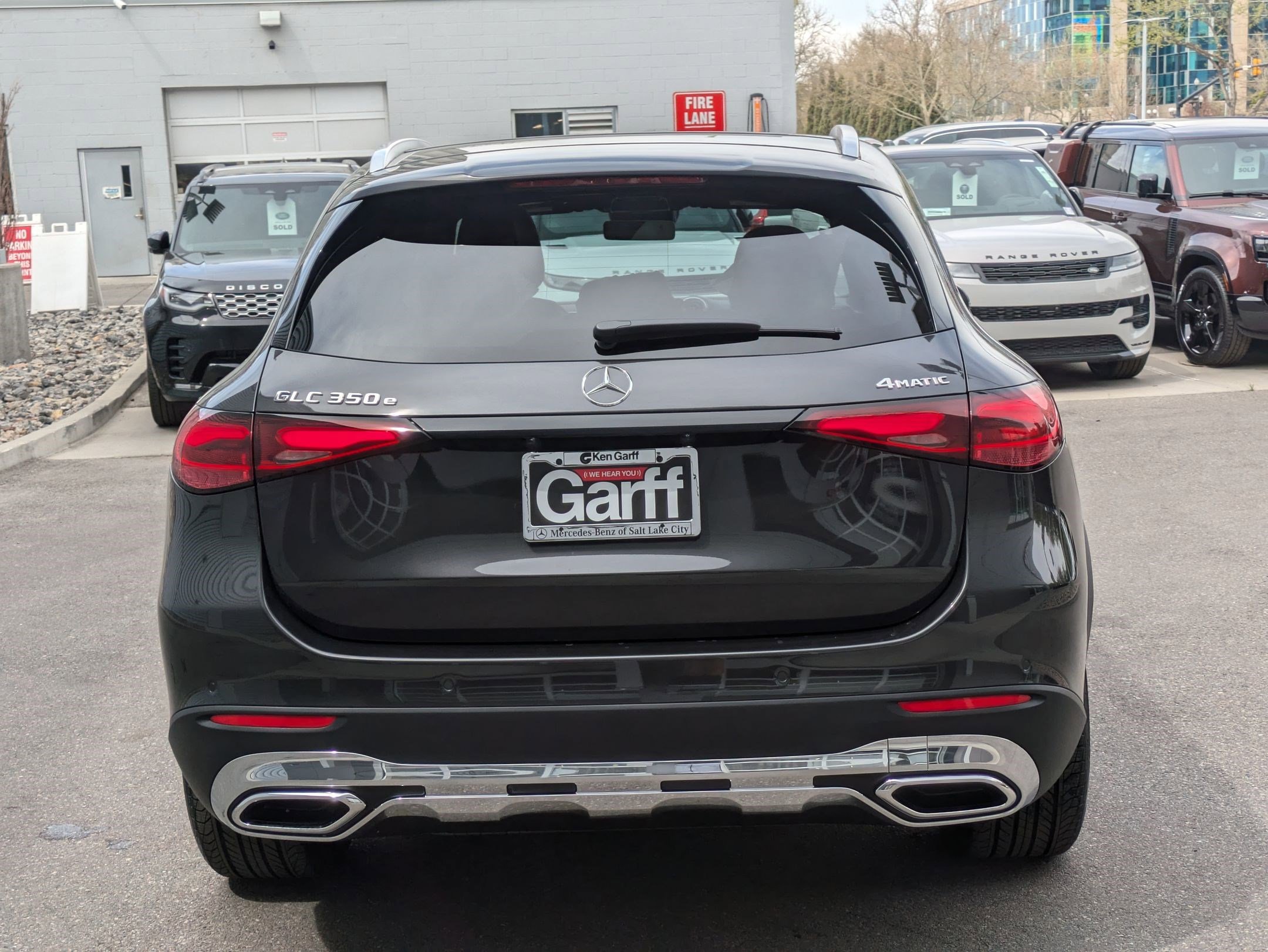 2025 Mercedes Benz GLC 350e 4MATIC photo 4