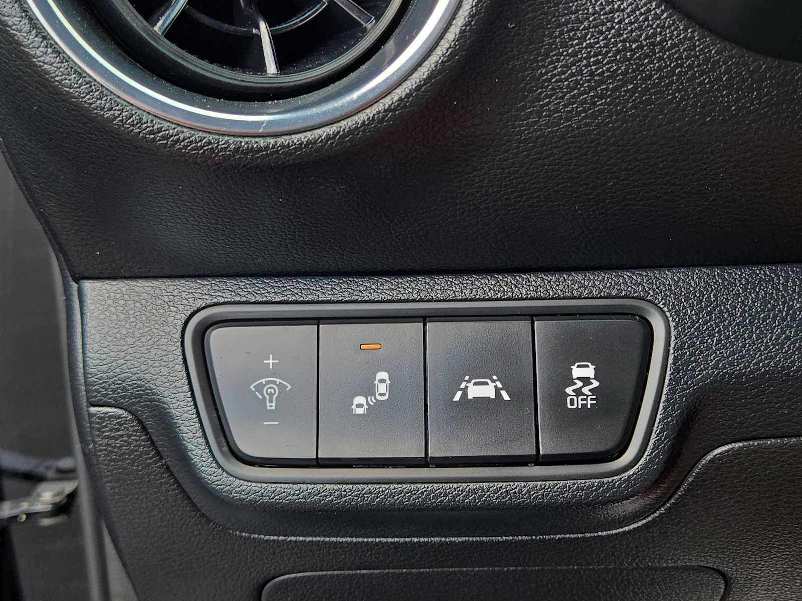 2021 Kia Forte GT-Line photo 21