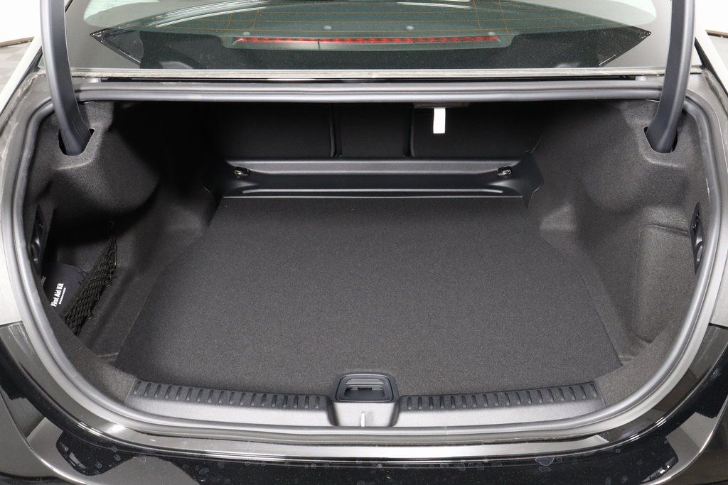 2025 Mercedes Benz E 350 4MATIC photo 9