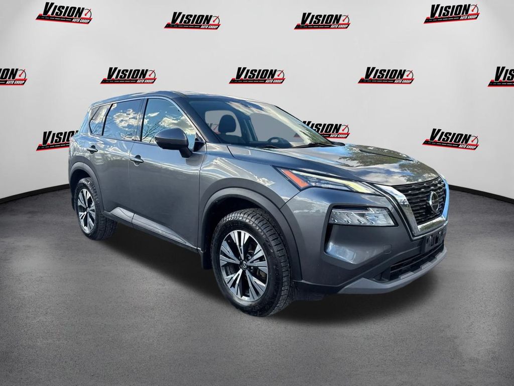 2021 Nissan Rogue SV photo 3