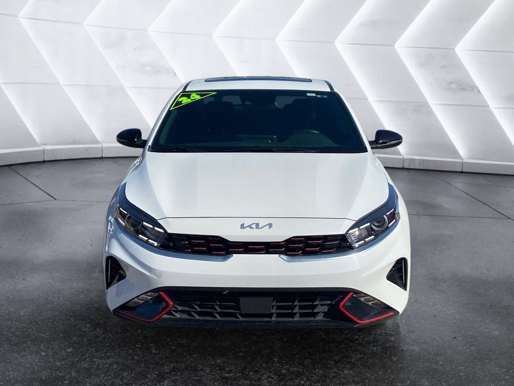 2024 Kia Forte GT-Line photo 2