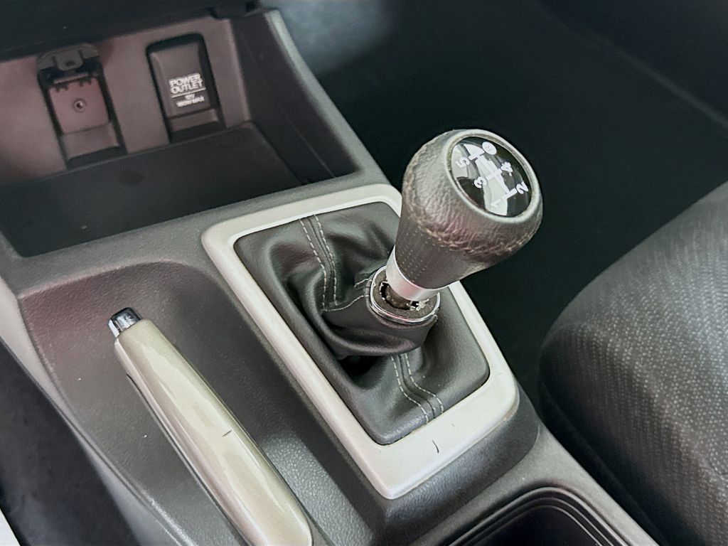 2013 Honda Civic LX photo 12