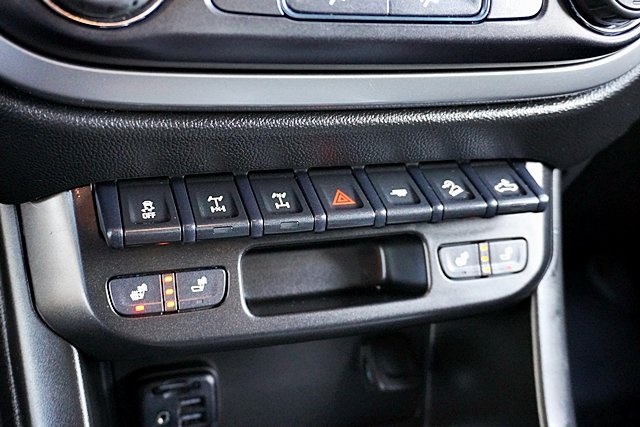 Used 2022 Black Chevrolet ZR2 image 30