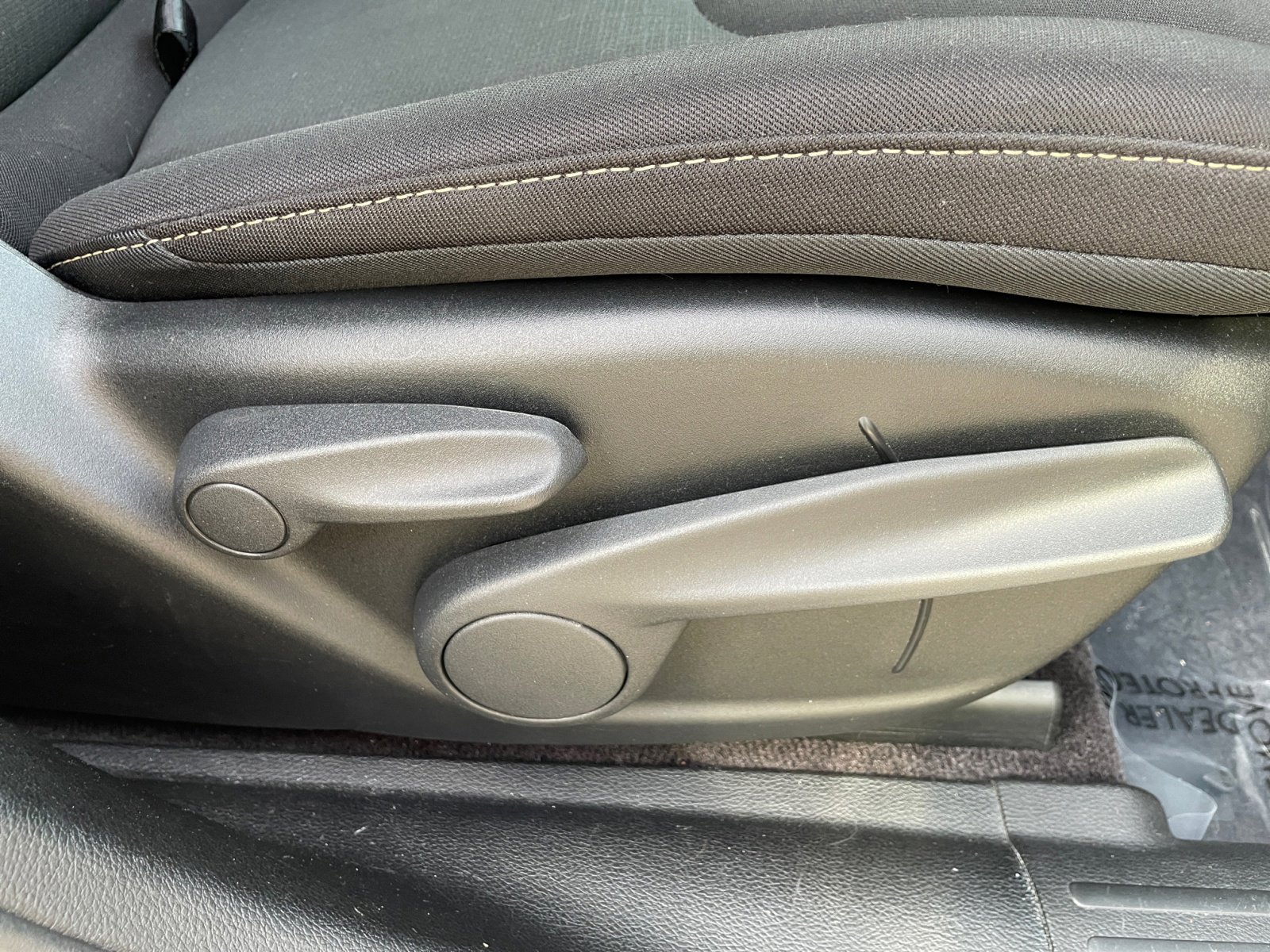 2016 Jeep Cherokee Latitude photo 29