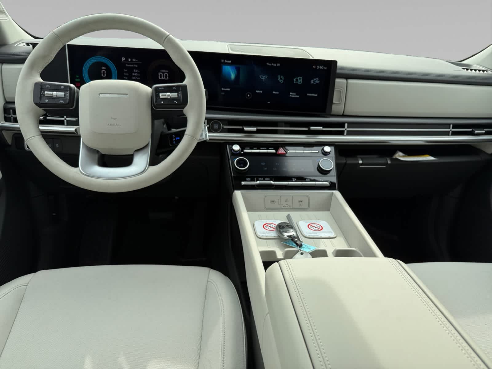 2026 Hyundai Santa Fe SE photo 9
