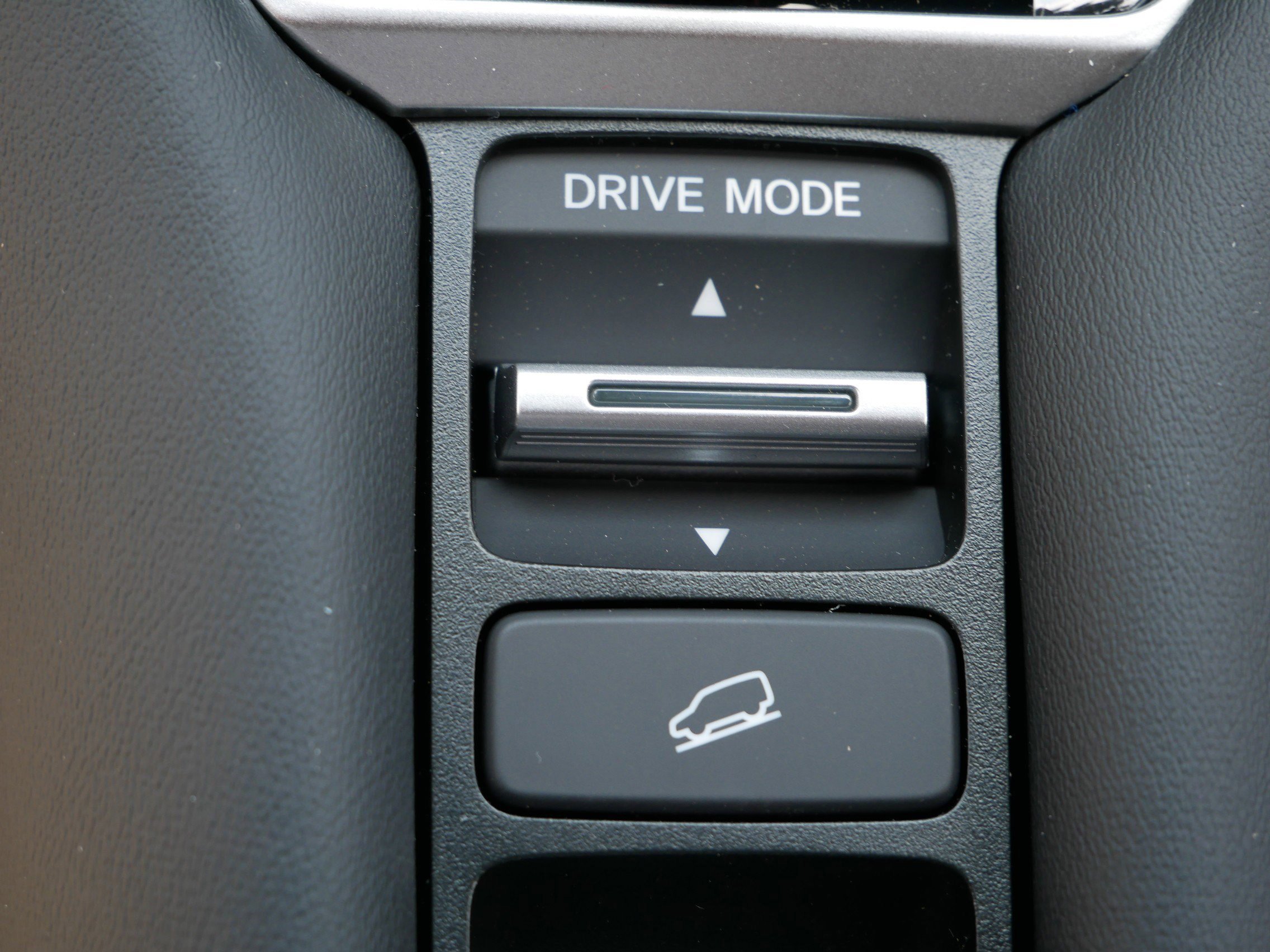 2026 Honda HR-V Sport photo 16