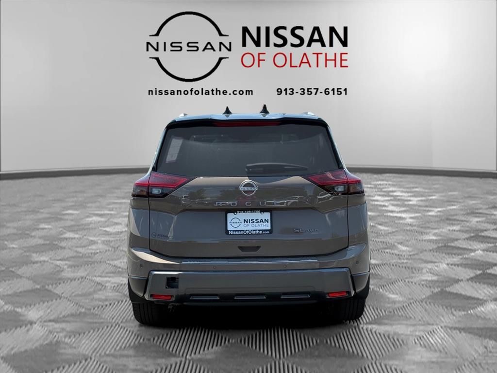 2025 Nissan Rogue SL photo 25