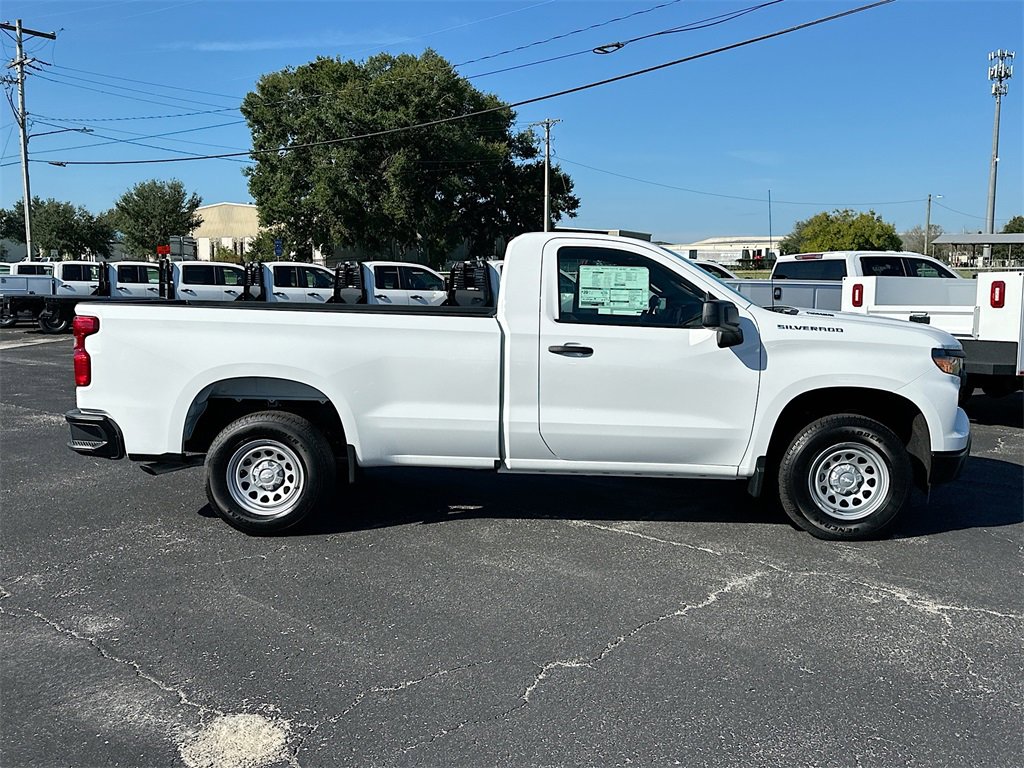 2026 Chevrolet Silverado 1500 photo 3