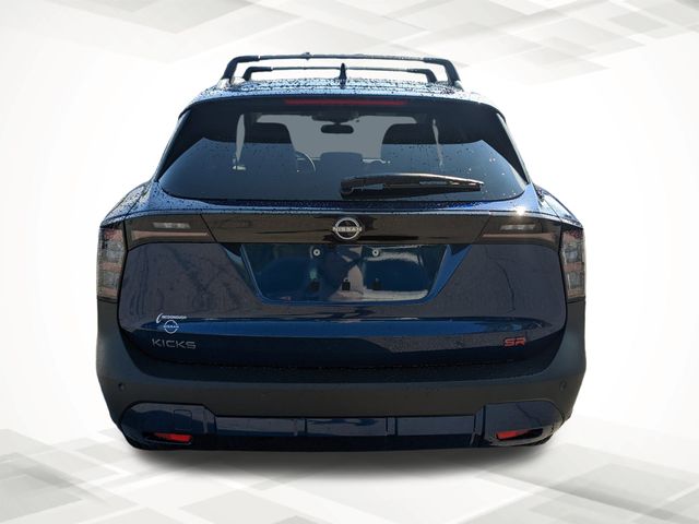 2025 Nissan Kicks SR photo 2