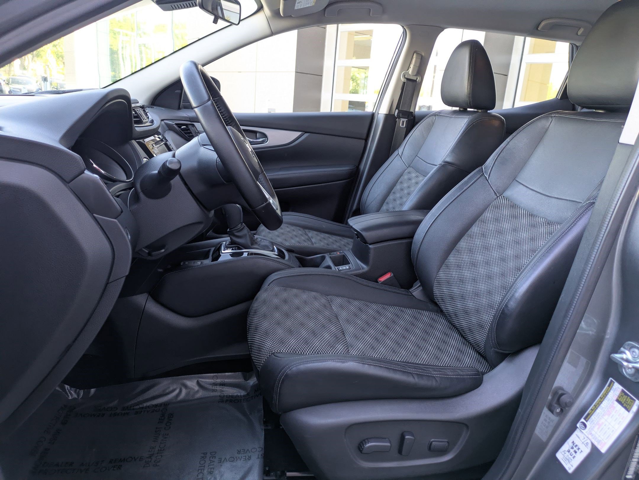 2020 Nissan Rogue Sport SV photo 22