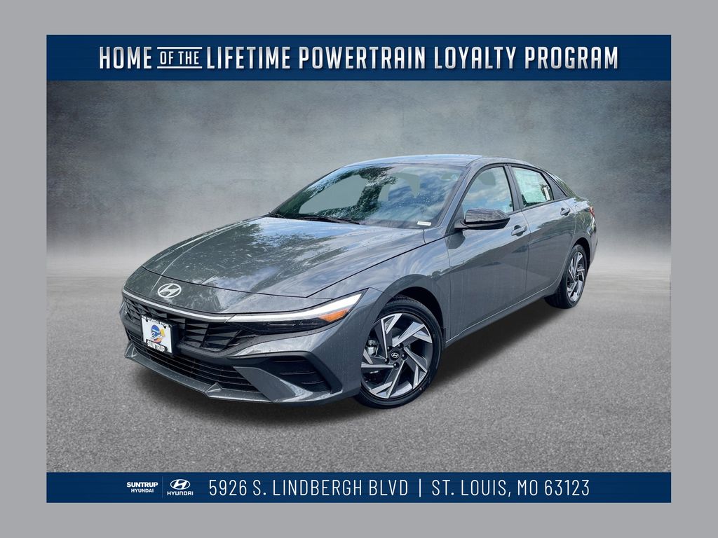 2025 Hyundai Elantra SEL's photo