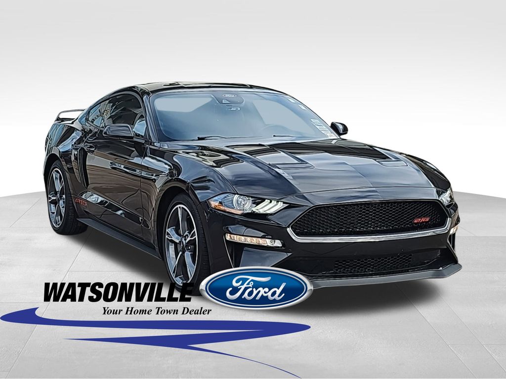 2022 Ford Mustang GT Premium's photo
