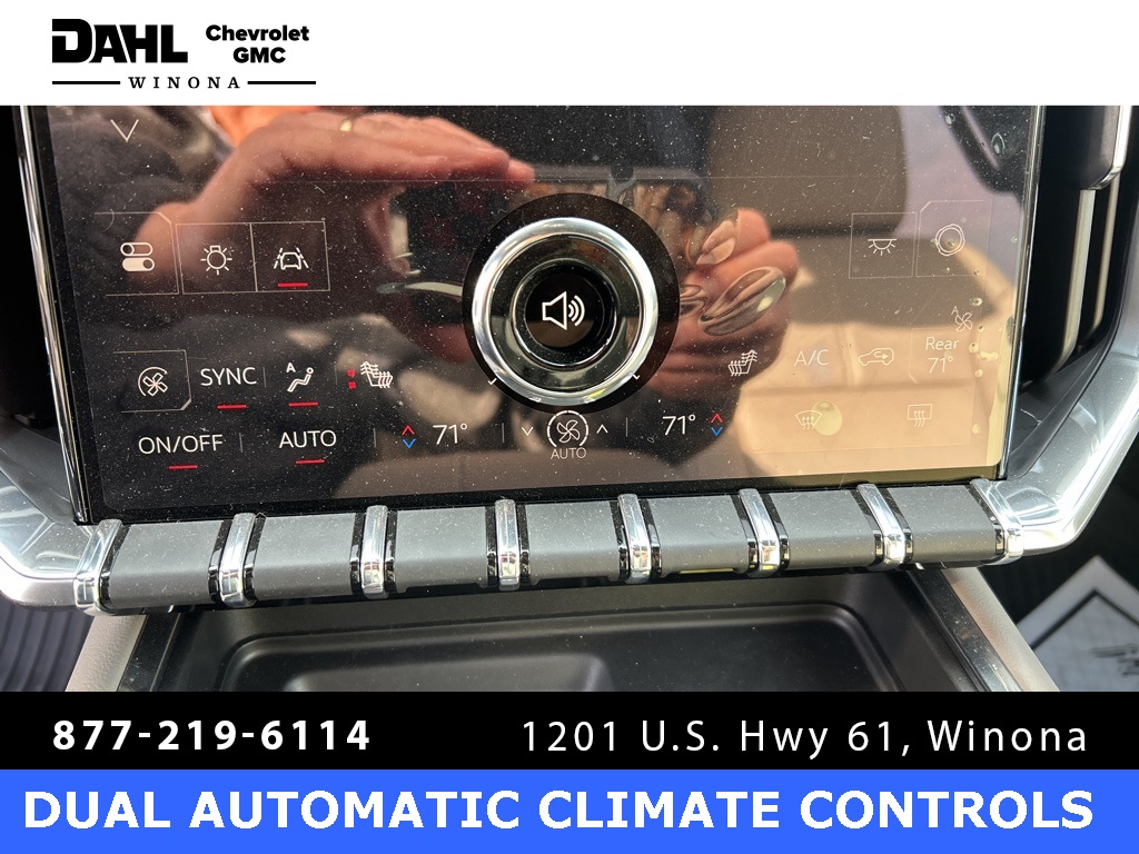 2025 Gmc Acadia Elevation photo 3