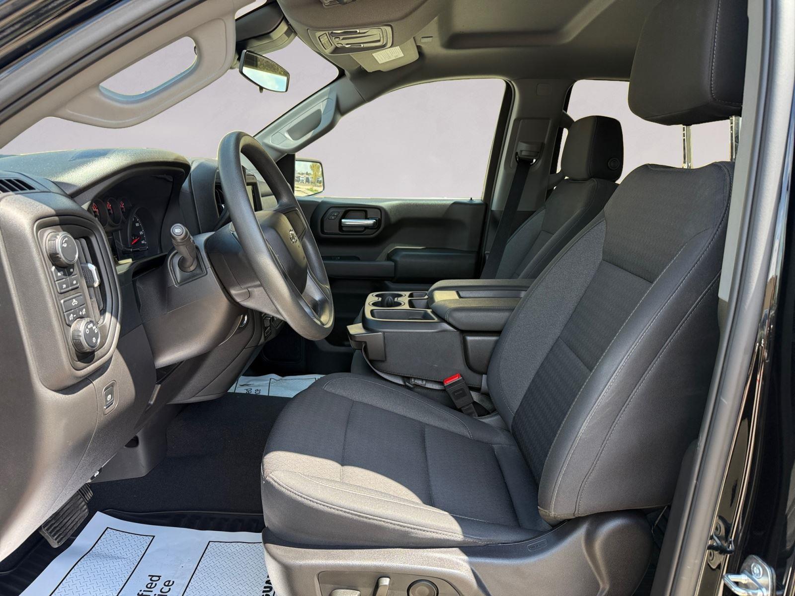 2024 Chevrolet Silverado 1500 Custom Trail Boss photo 8