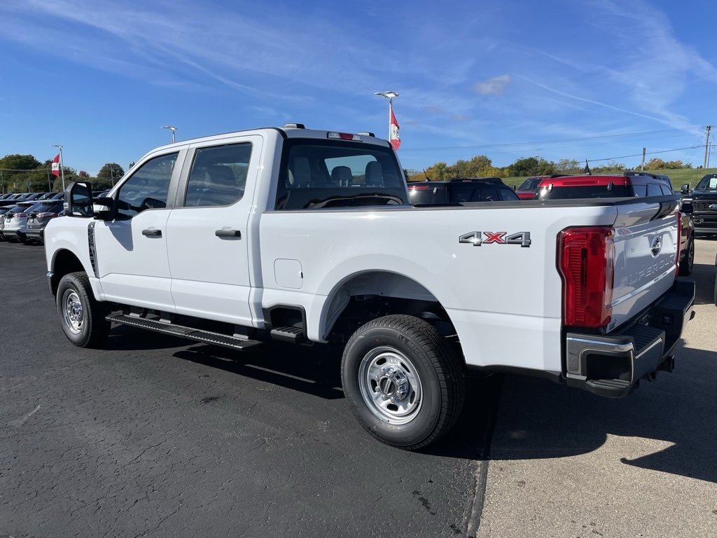 2026 Ford F-250 XL photo 4