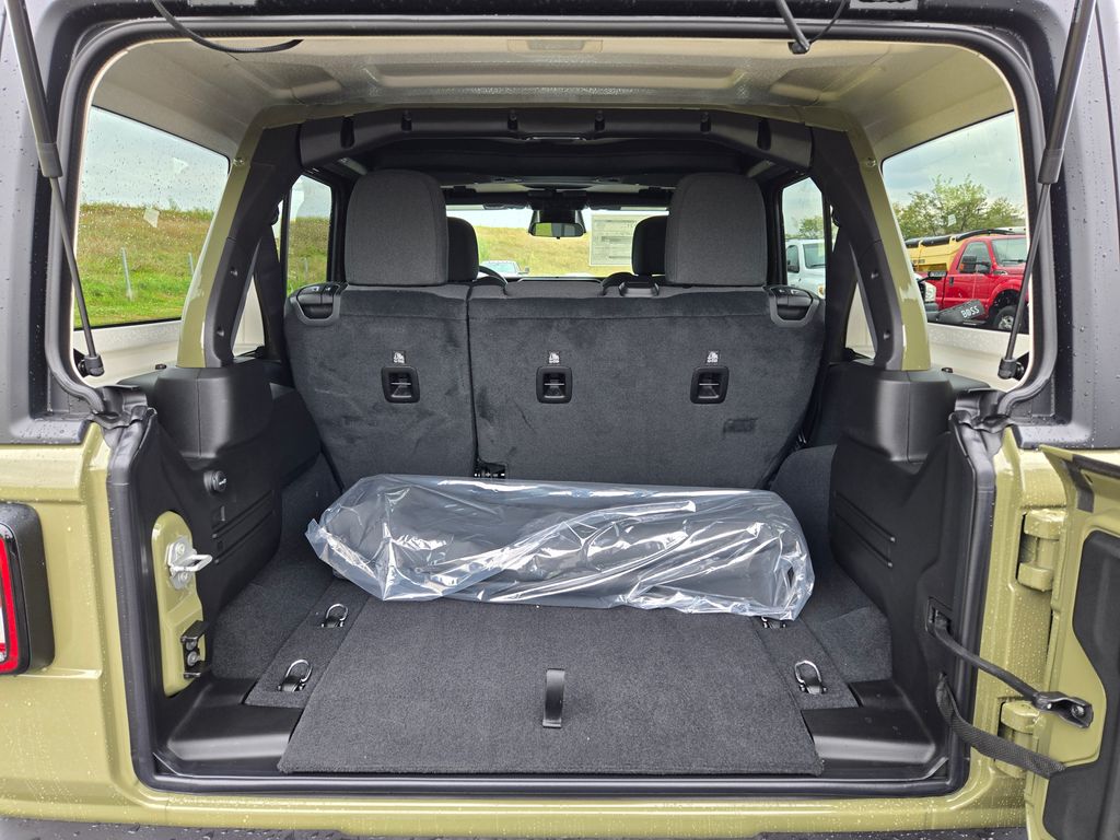 2025 Jeep Wrangler Willys photo 27