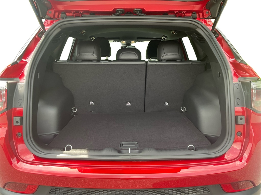2025 Jeep Compass Latitude photo 13
