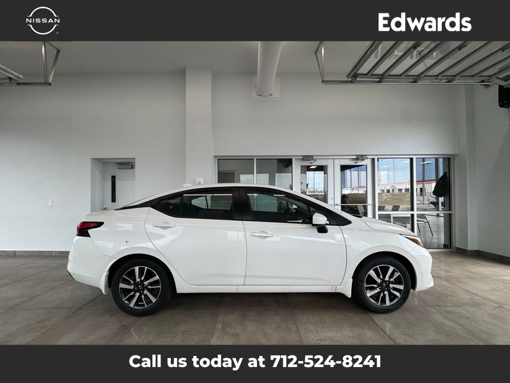2025 Nissan Versa Sedan SV's photo
