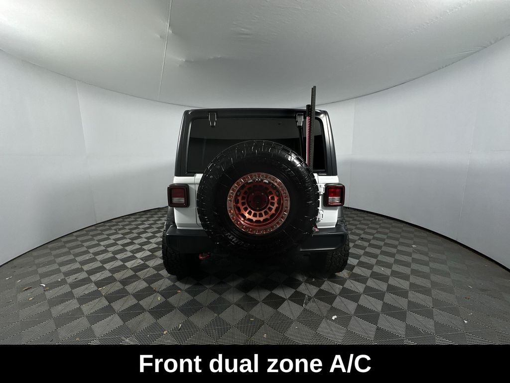 2020 Jeep Wrangler Unlimited Rubicon photo 8