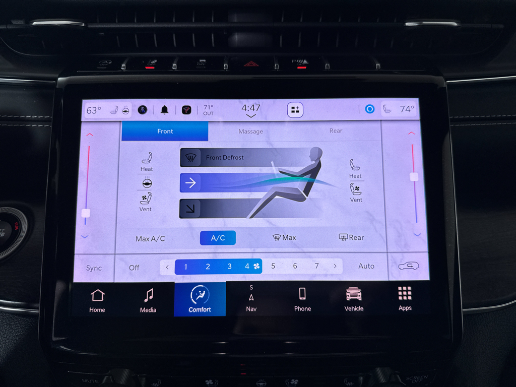 2021 Jeep Grand Cherokee Overland photo 24