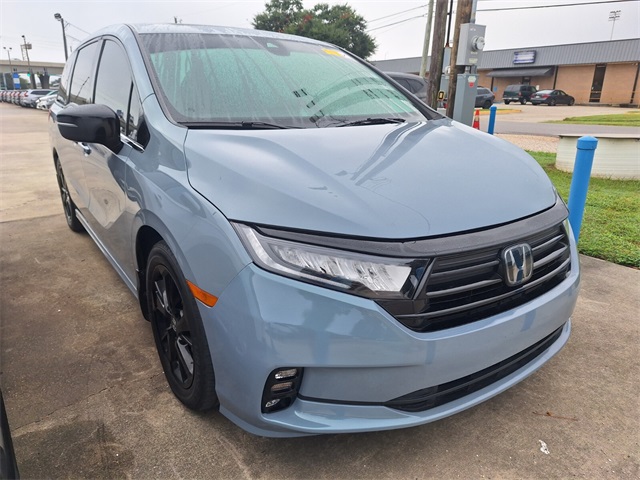 2024 Honda Odyssey Sport photo 3