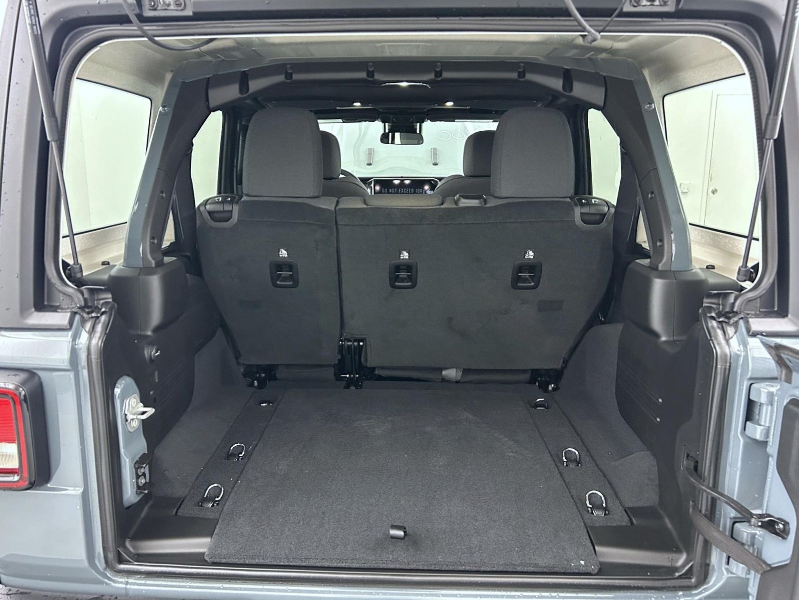 2025 Jeep Wrangler Sport S photo 20