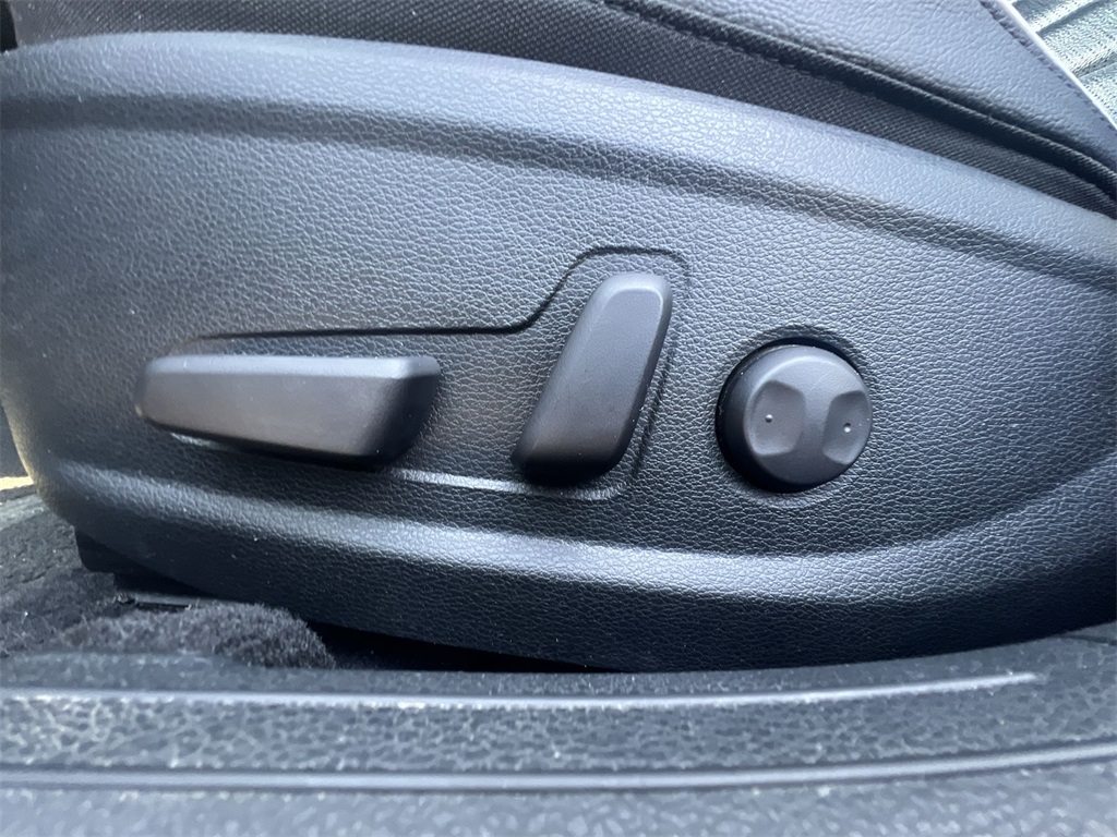 2023 Kia Forte GT-Line photo 13