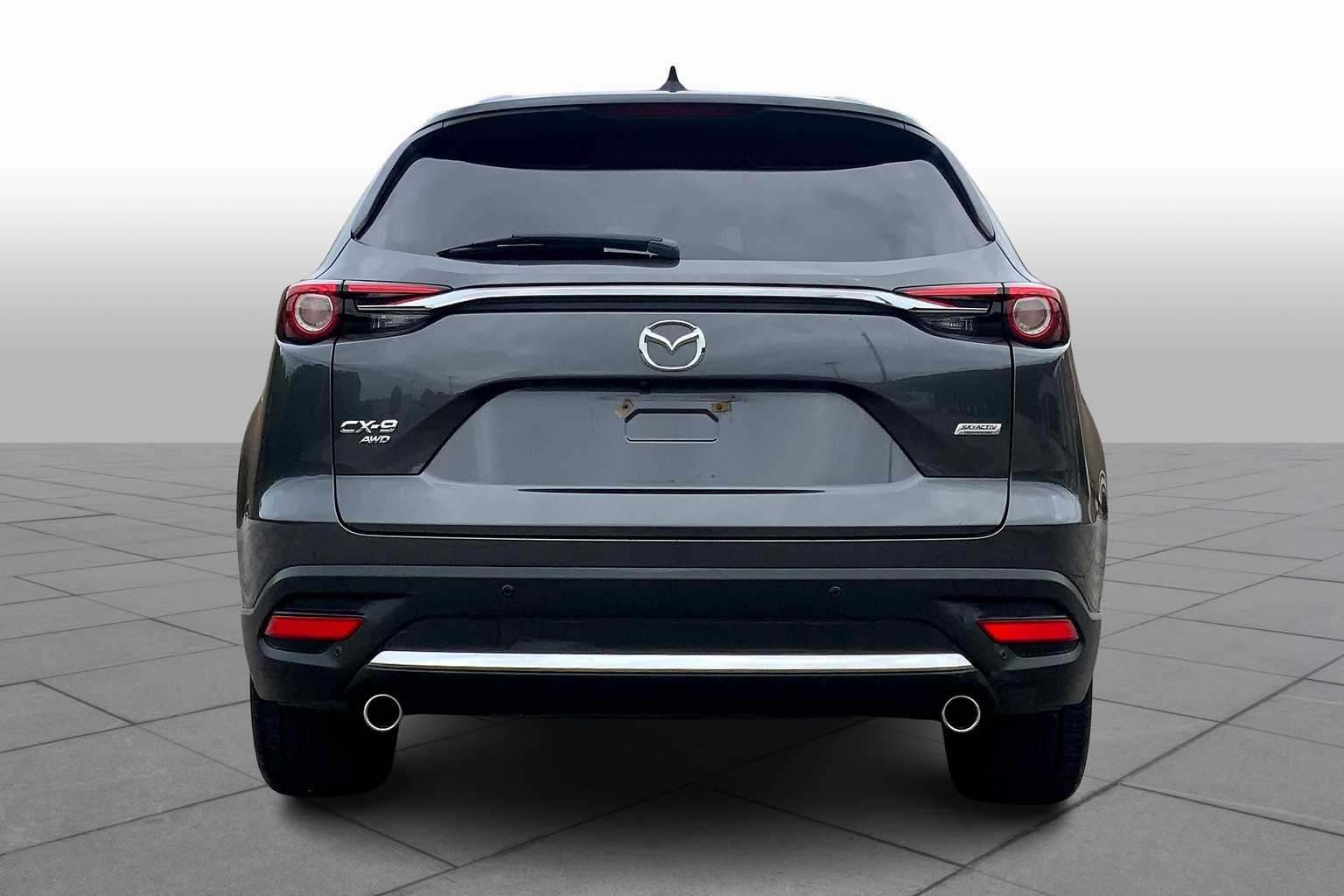 2016 Mazda CX-9 Signature photo 4