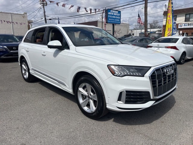 2024 Audi Q7 45 Premium Plus
