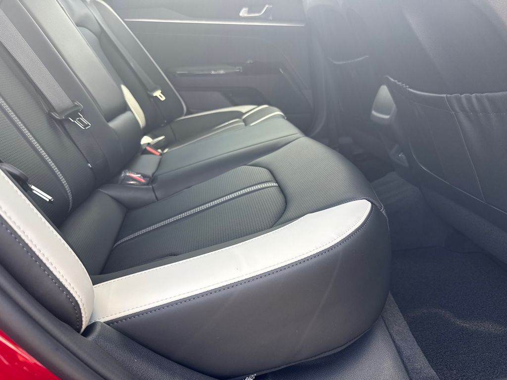 2026 Kia K5 GT-Line photo 15