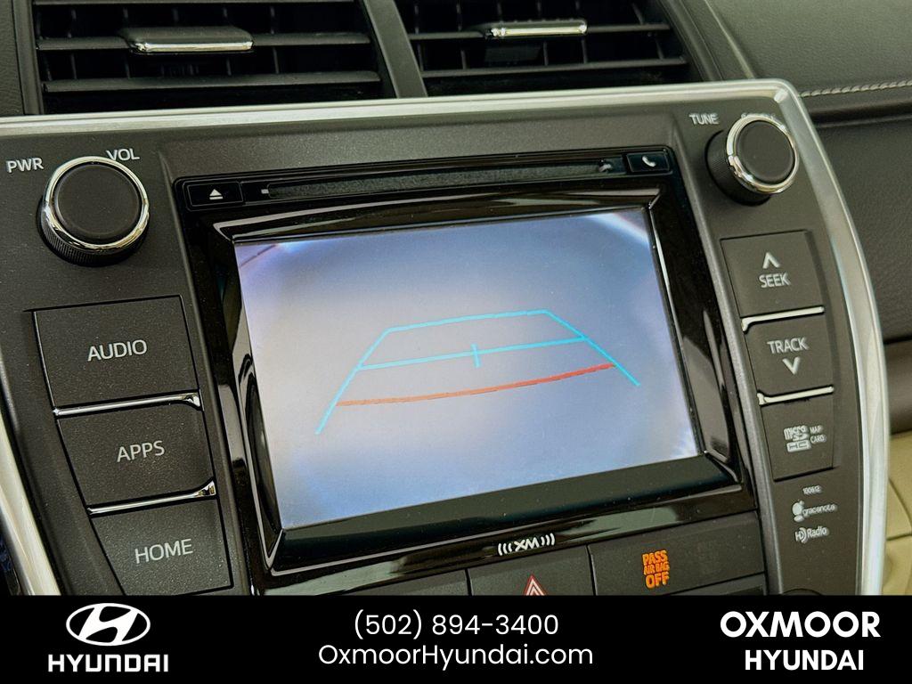 2017 Toyota Camry XLE photo 13