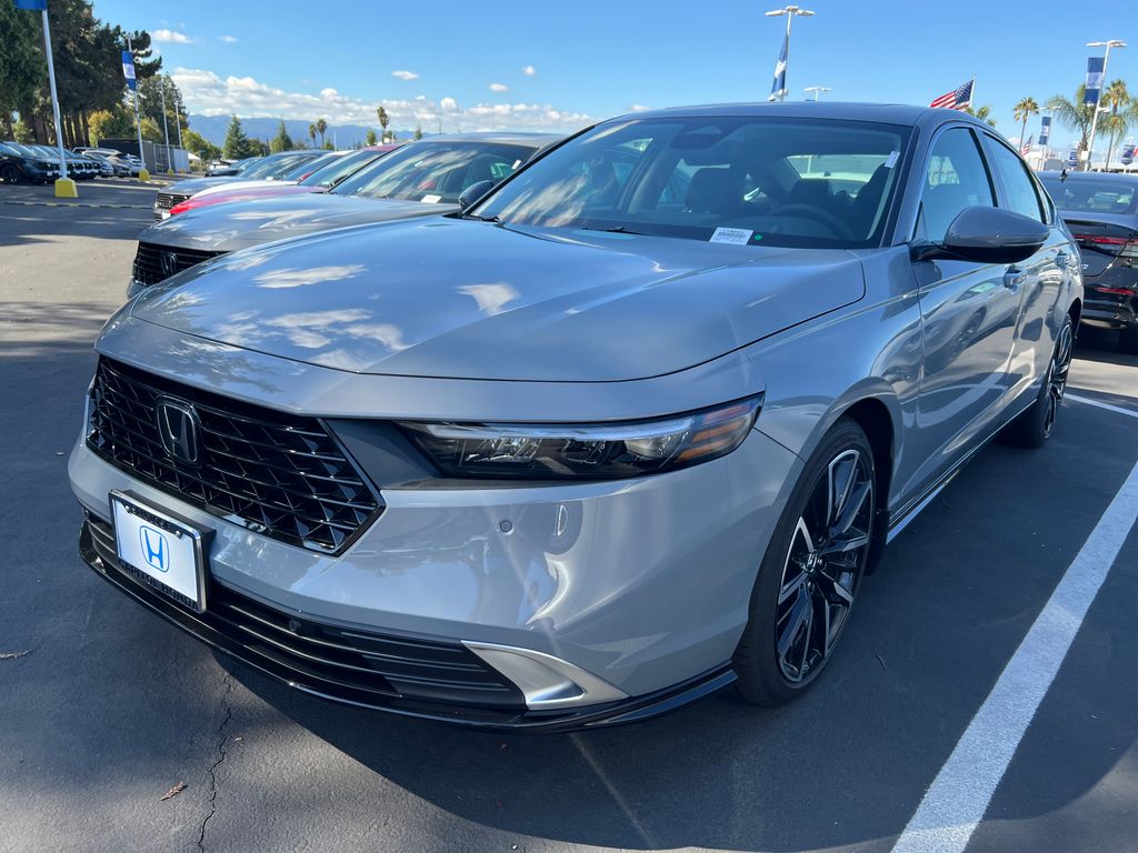 2025 Honda Accord Hybrid Touring's photo