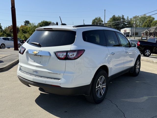 2016 Chevrolet Traverse 2LT photo 6