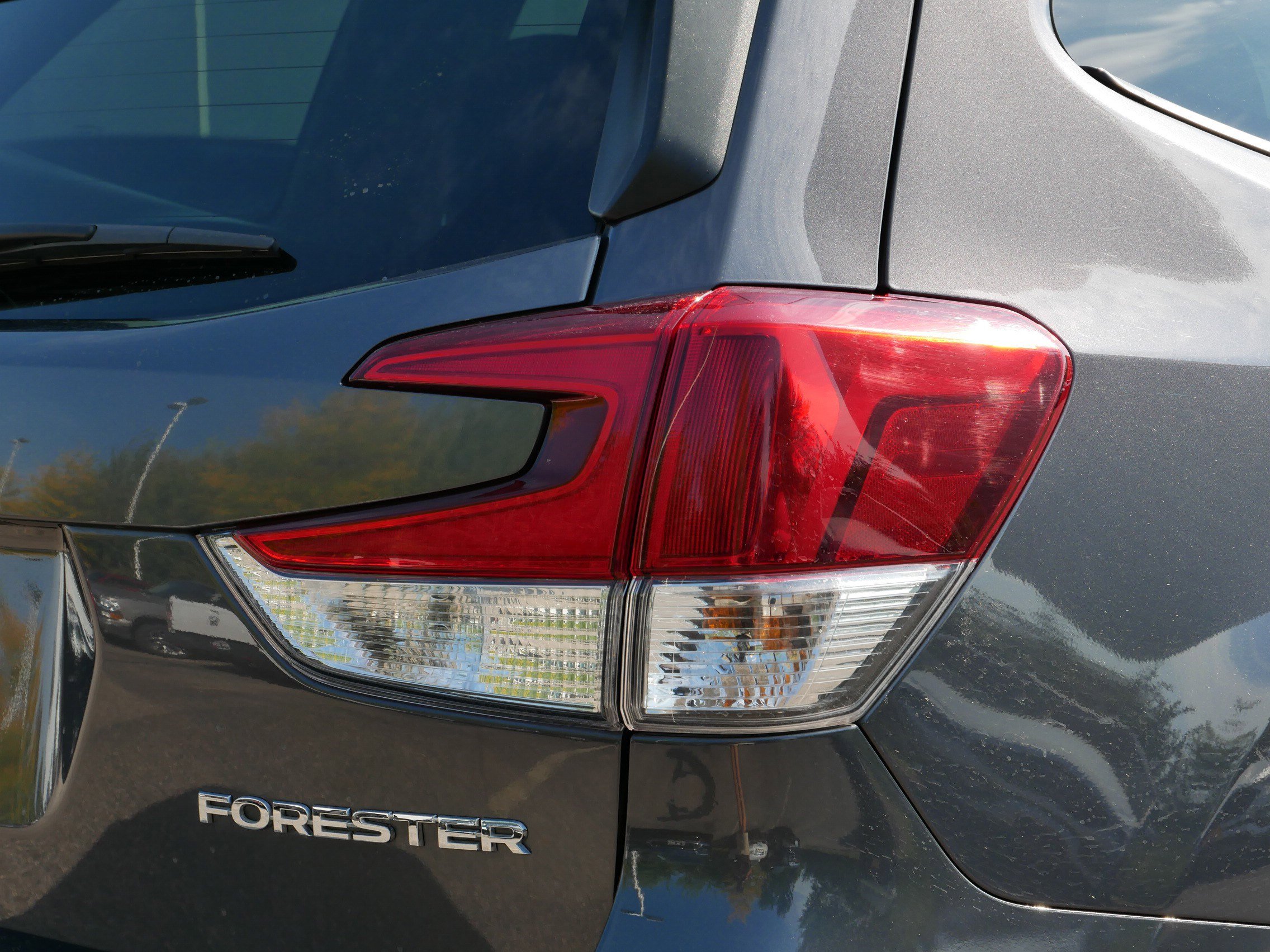 2021 Subaru Forester Premium photo 17