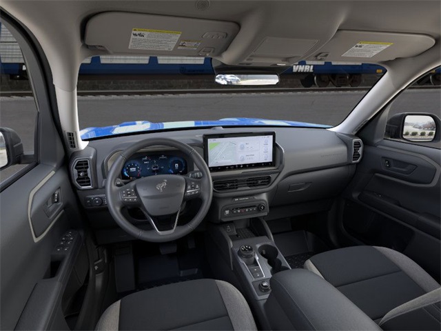 2025 Ford Bronco Sport Big Bend photo 2