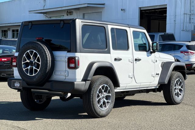 2025 Jeep Wrangler Sport S photo 4