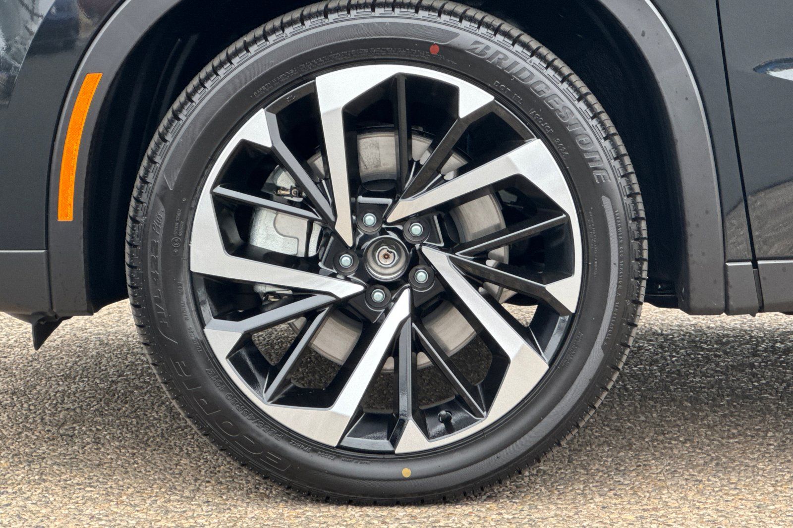 2025 Mitsubishi Outlander PHEV SE photo 23