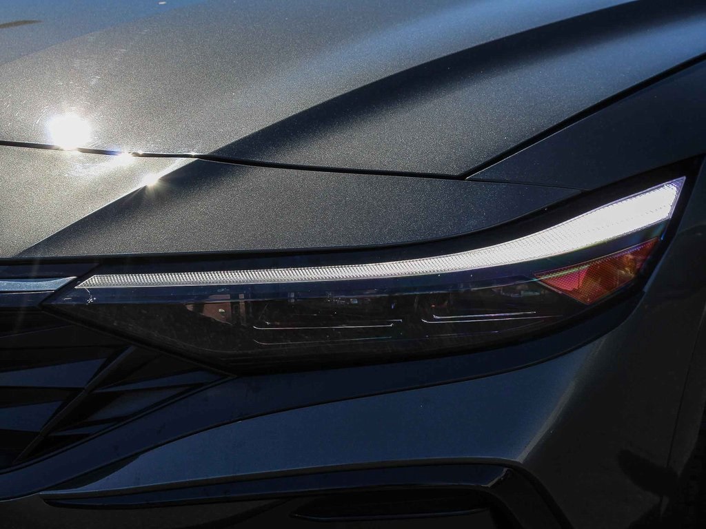 2024 Hyundai Elantra SEL photo 4