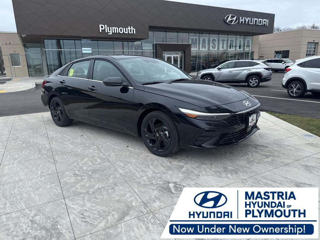 2026 Hyundai Elantra SEL's photo