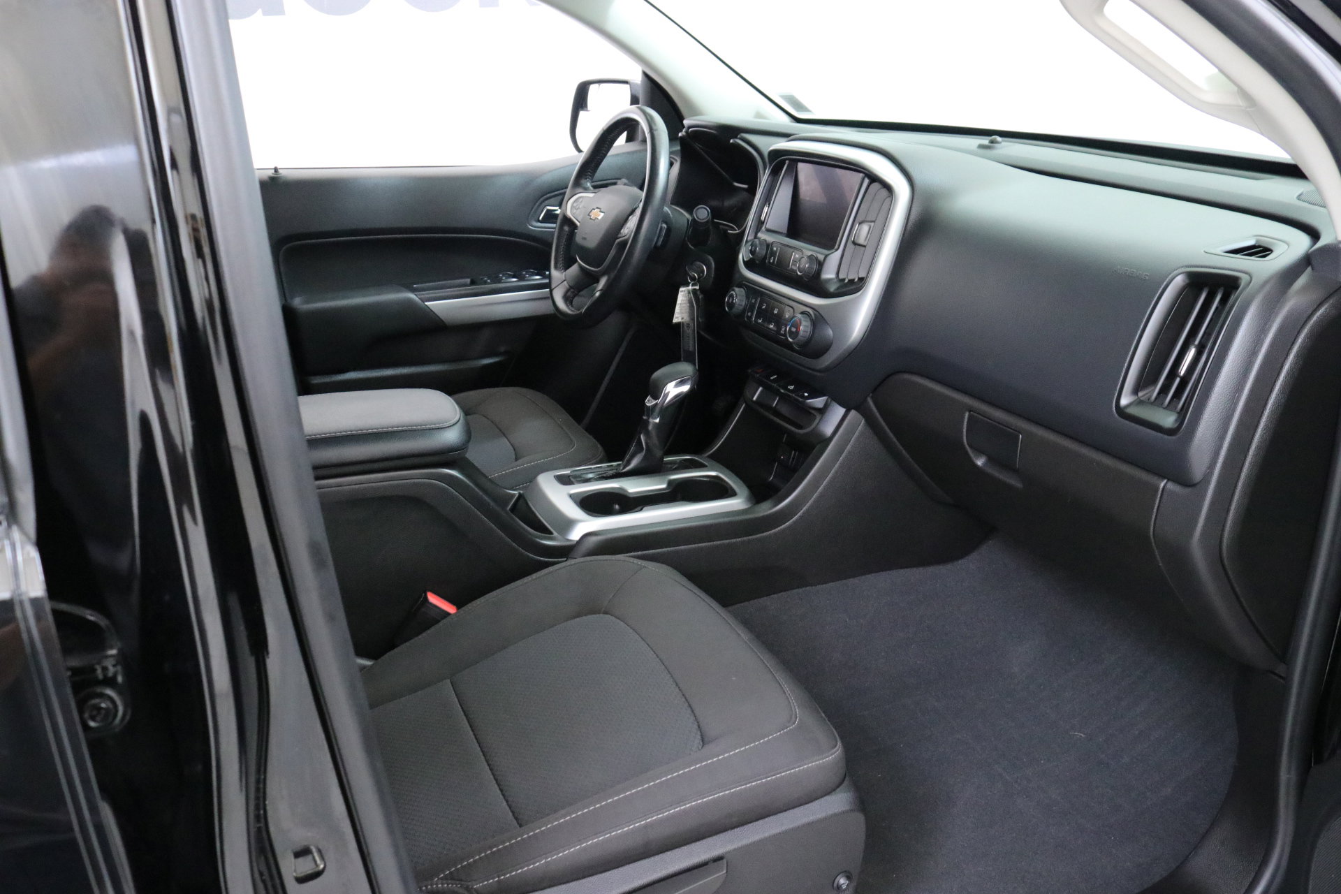 2022 Chevrolet Colorado LT photo 27