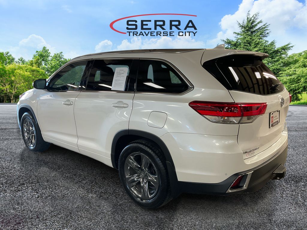 2019 Toyota Highlander Limited photo 7