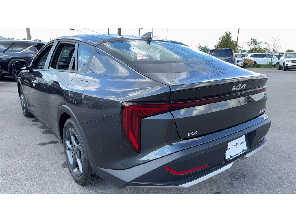2025 Kia K4 LXS photo 23