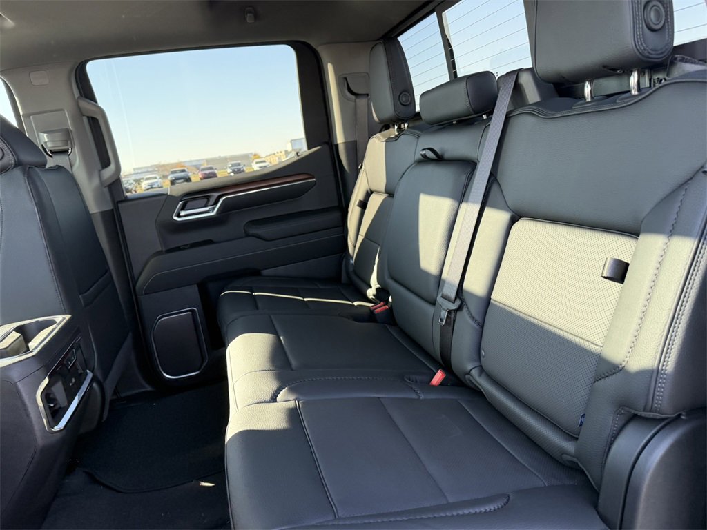 2026 GMC SIERRA - Image 32