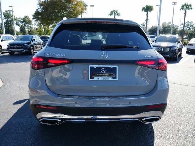 2026 Mercedes Benz GLC 300 4MATIC photo 2